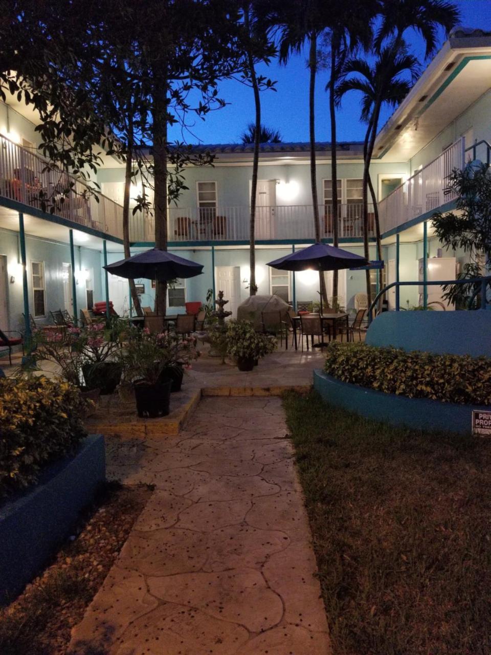 Motel Charter House à Hollywood Extérieur photo